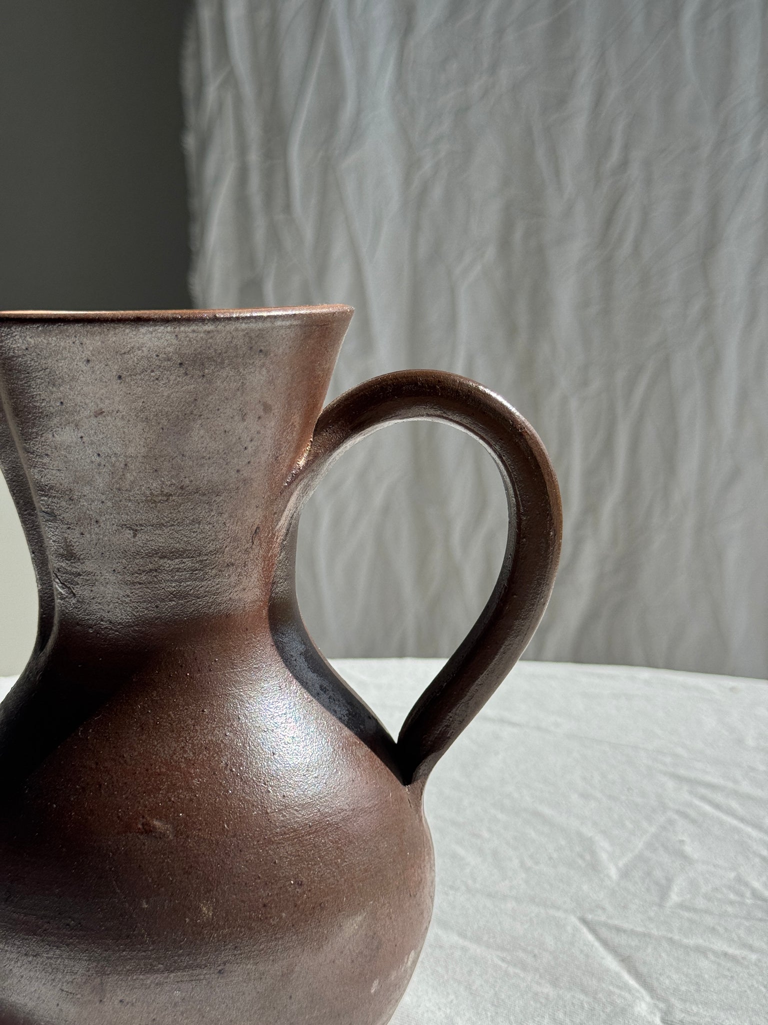 Carafe ou pichet en grès H20