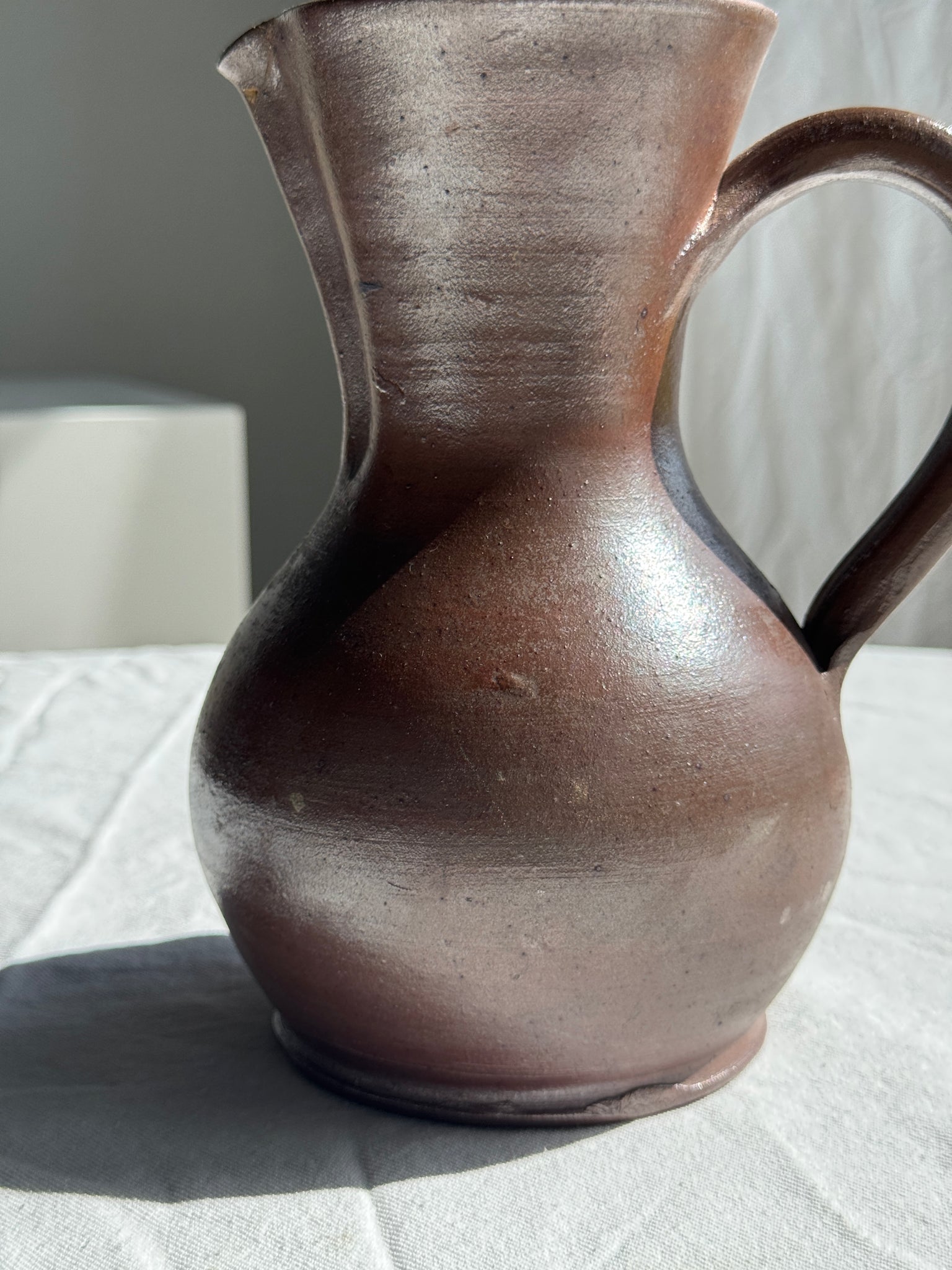 Carafe ou pichet en grès H20