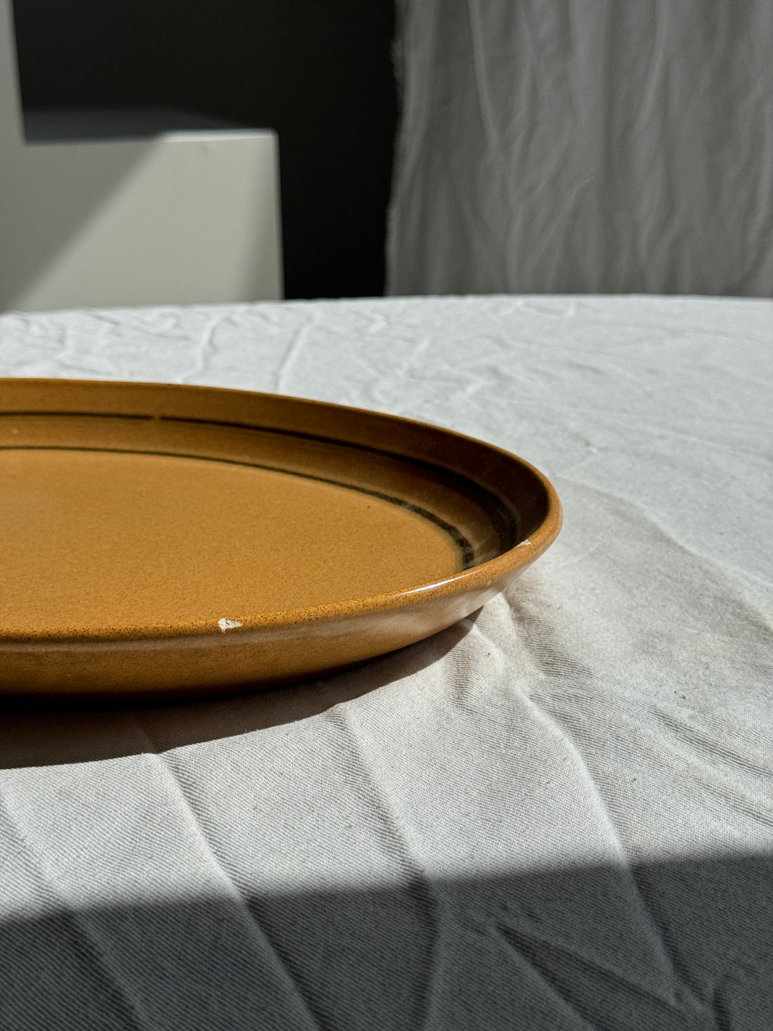 Grand plat ovale en grès Sarreguemines liseré brun 27x37