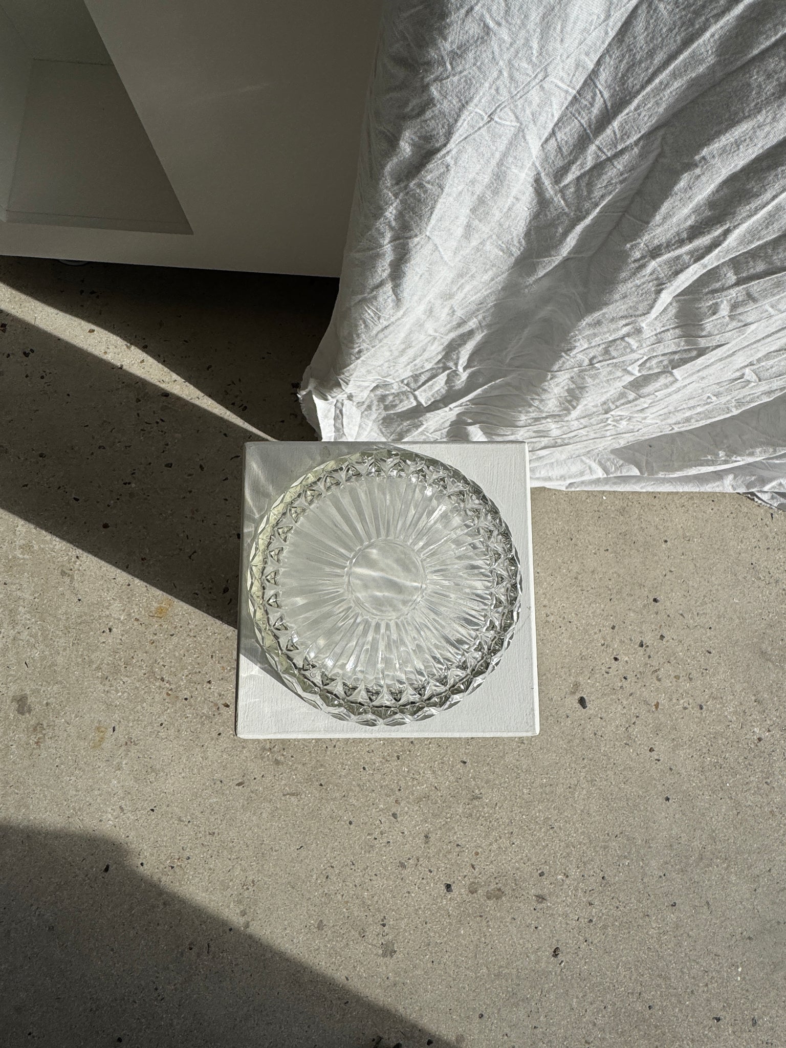 Saladier en cristal à motif de rosace stylisée H8 D23