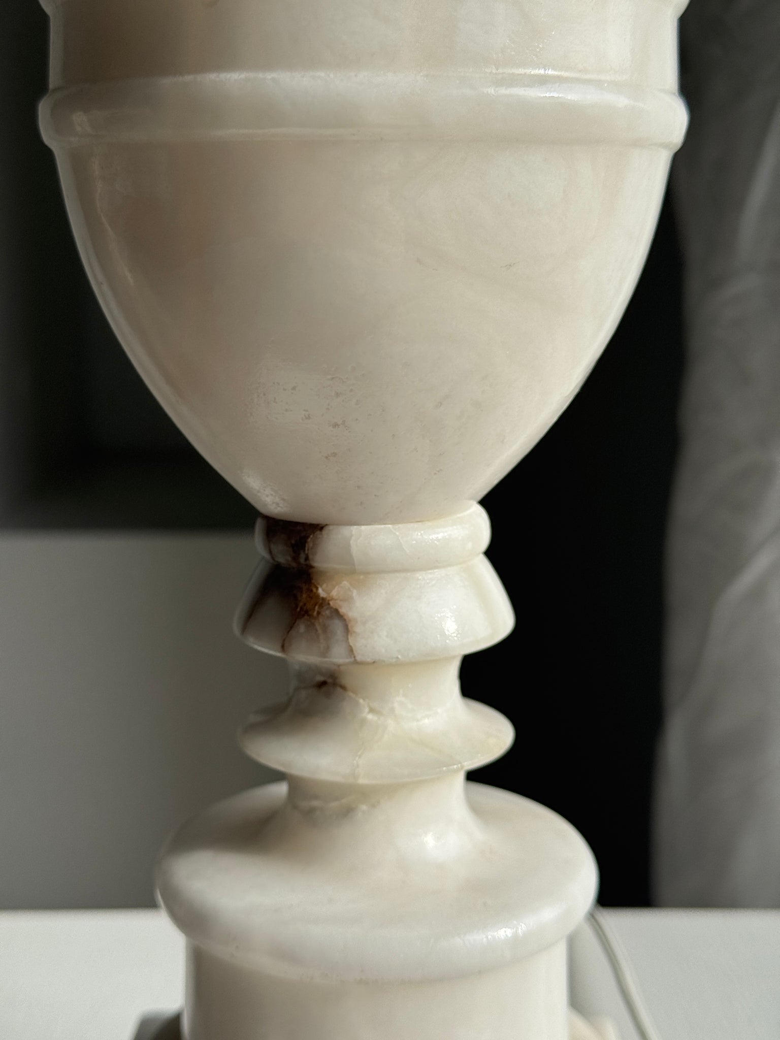 Grand pied de lampe en albâtre H41 D11