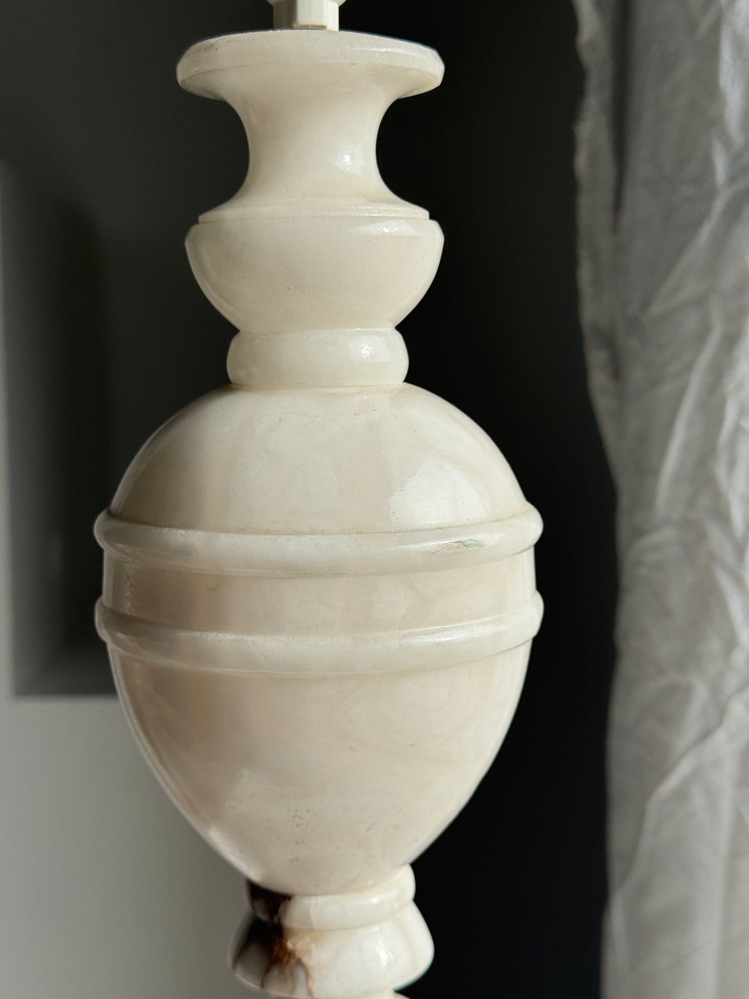 Grand pied de lampe en albâtre H41 D11