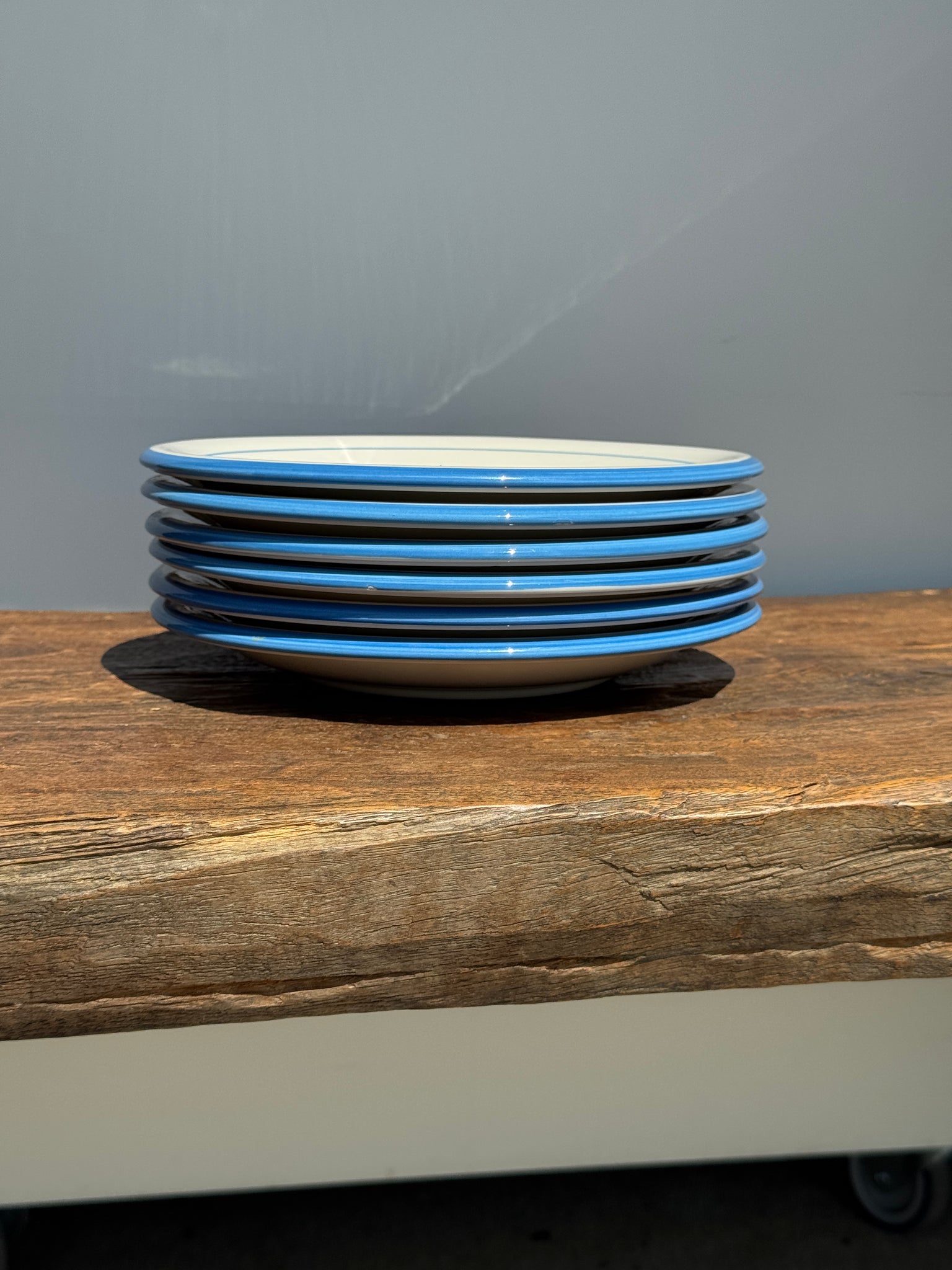 Lot de 3 assiettes creuses et 3 assiettes à dessert et 6 assiettes éclat, vaisselle italienne à motif de femmes en bord de mer