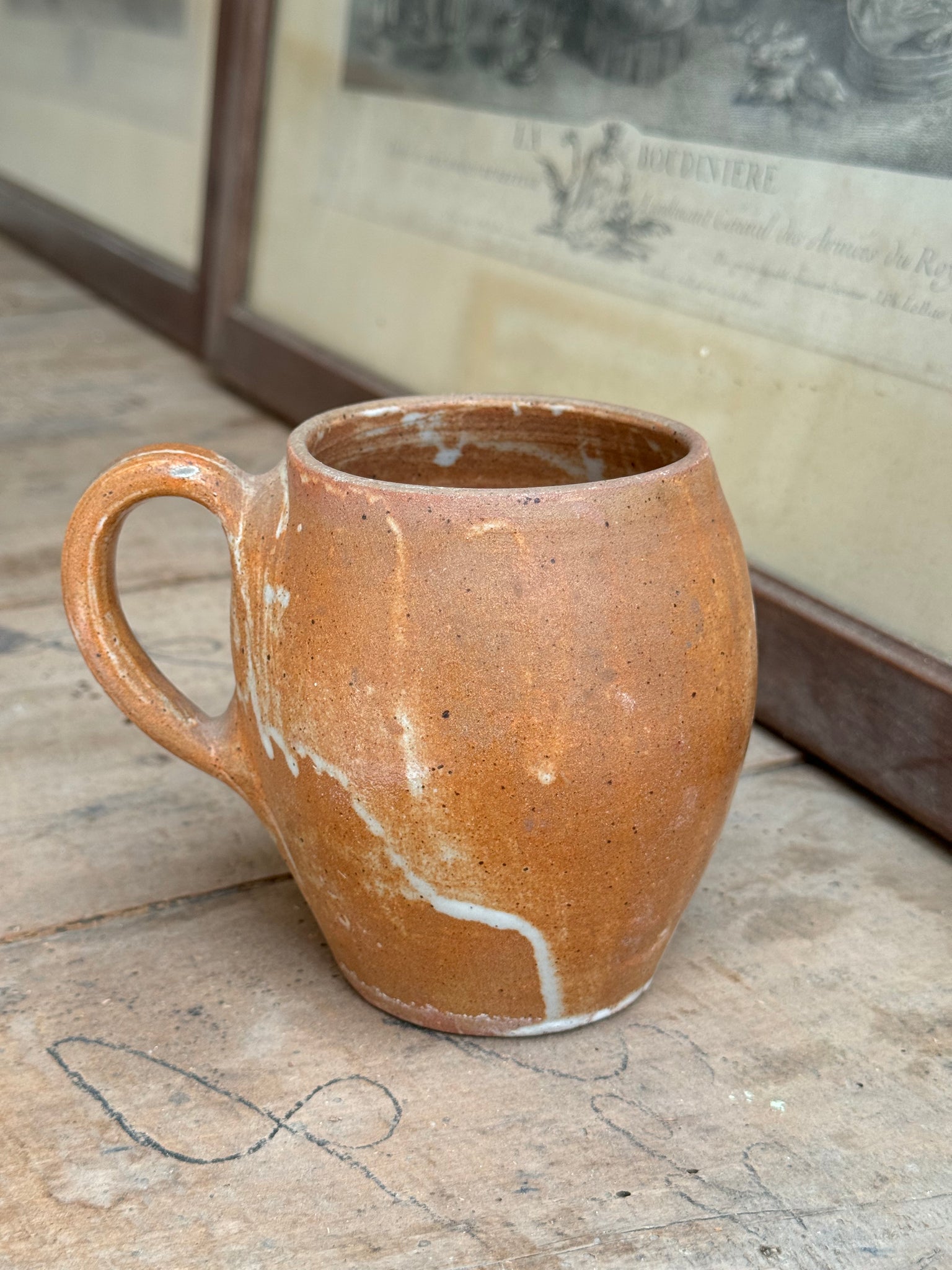 Mug en grès à anse