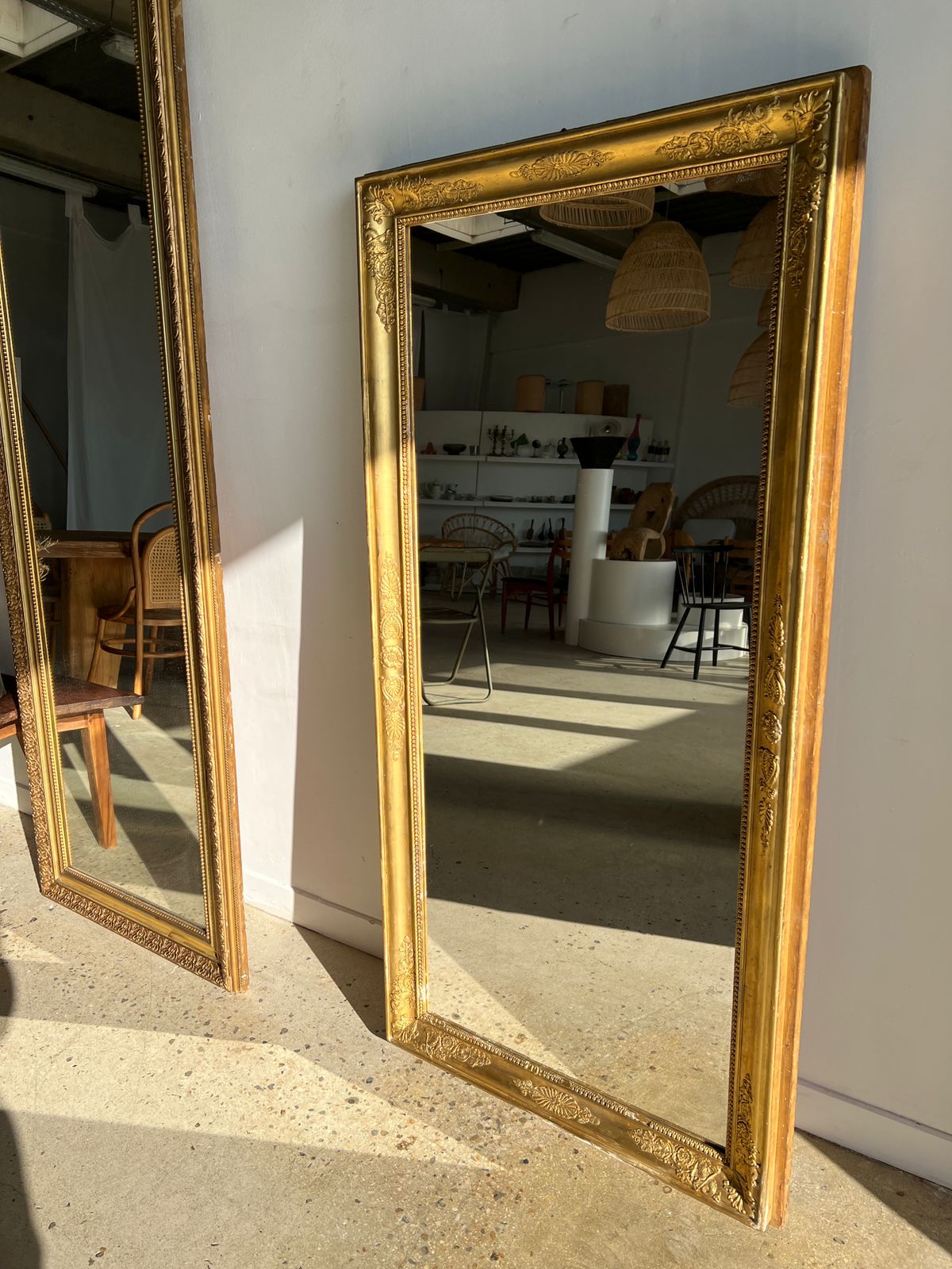 Miroir rectangulaire doré XIXe H : 150cm