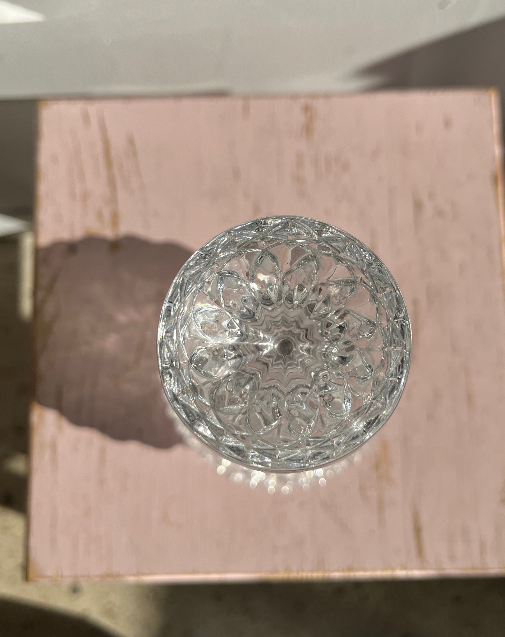 Carafe à liqueur pointes de diamant en cristal