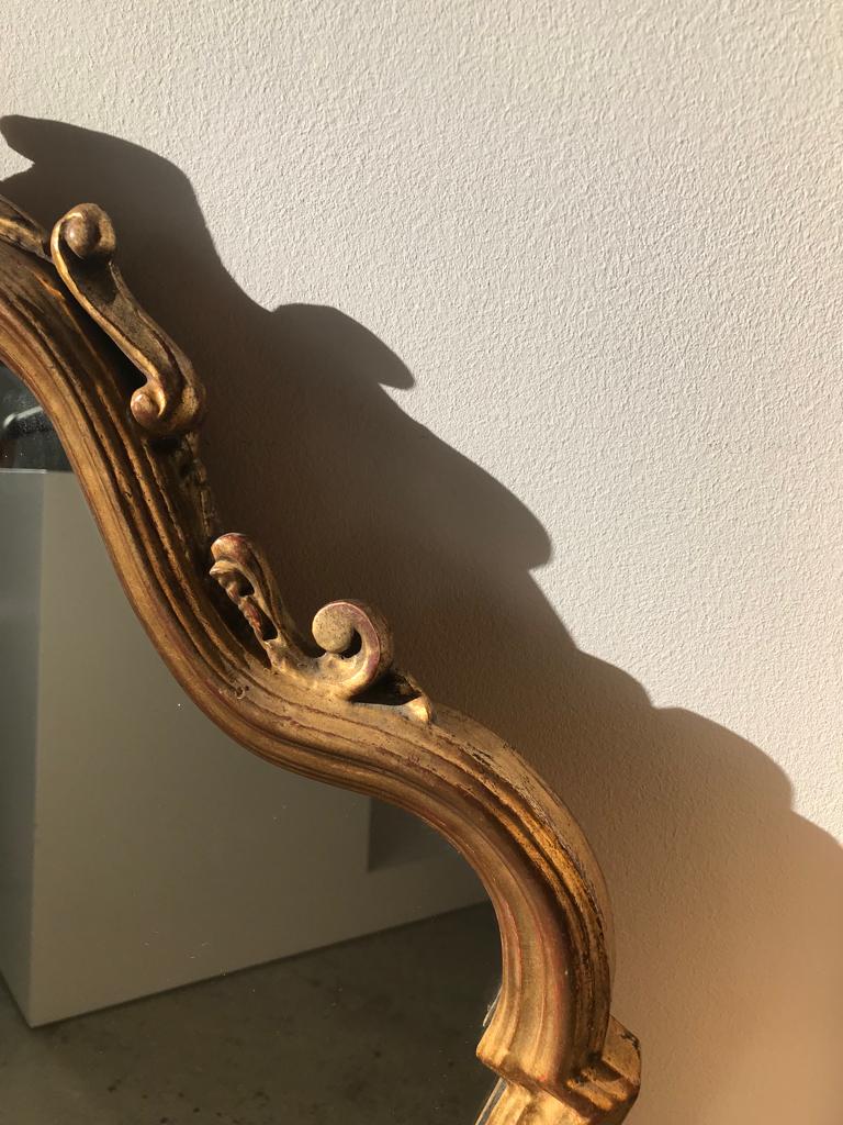 Petit miroir doré de style Louis XV H:82cm