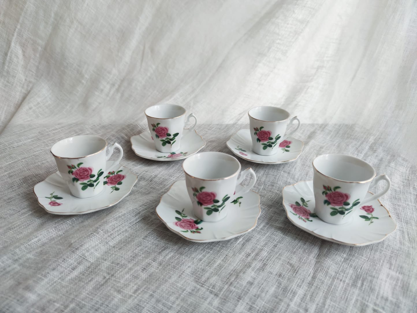 Ensemble de 5 petites tasses à café en porcelaine à motifs de roses
