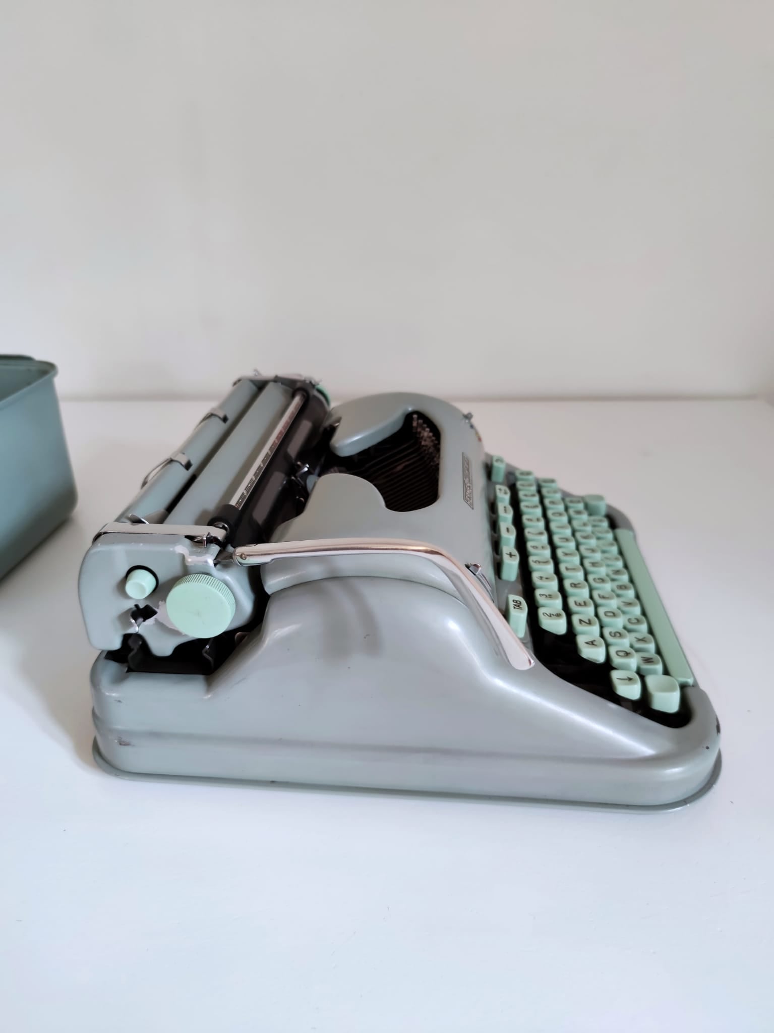 Machine à écrire Hermes 3000