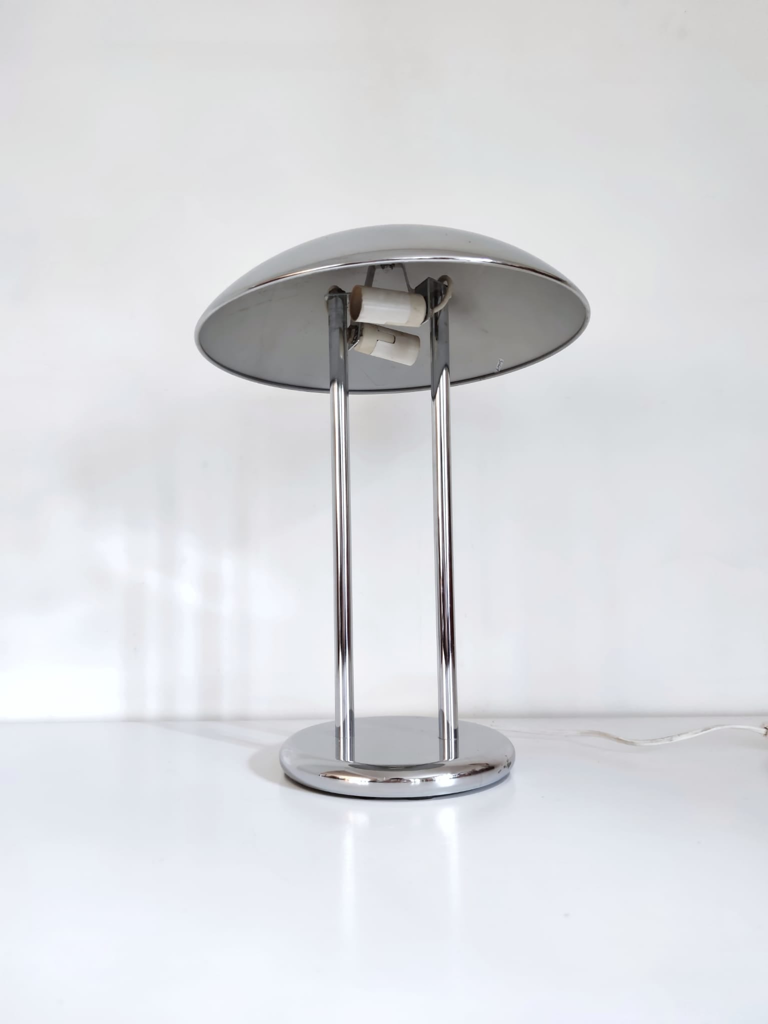 Lampe champignon vintage en métal chromé