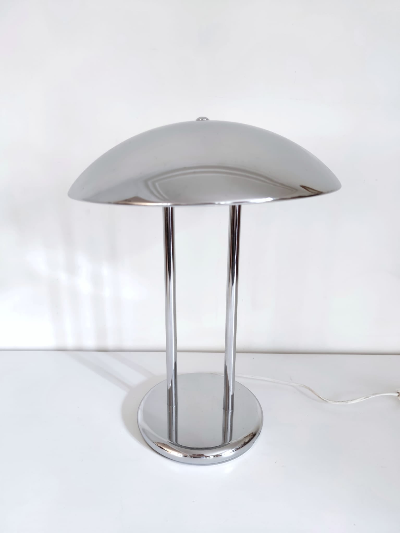 Lampe champignon vintage en métal chromé