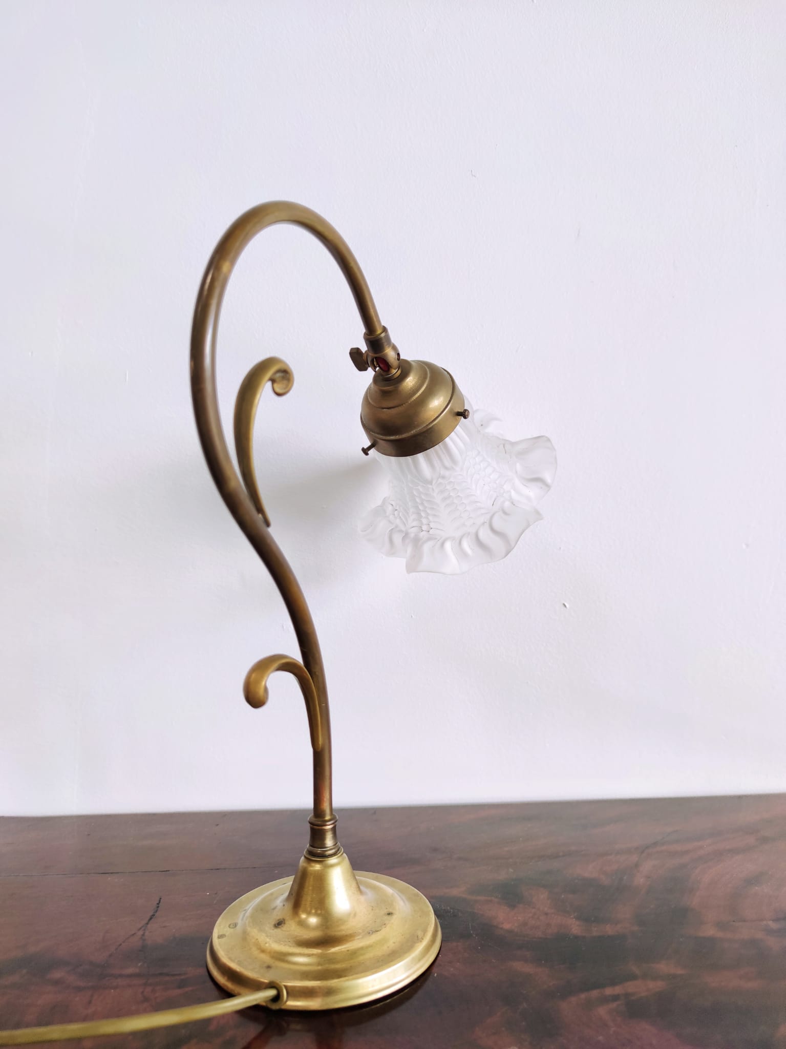 Lampe de table en laiton Art Déco tulipe 1930
