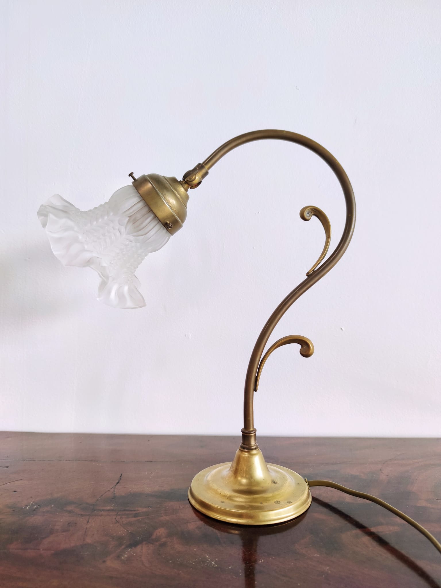 Lampe de table en laiton Art Déco tulipe 1930
