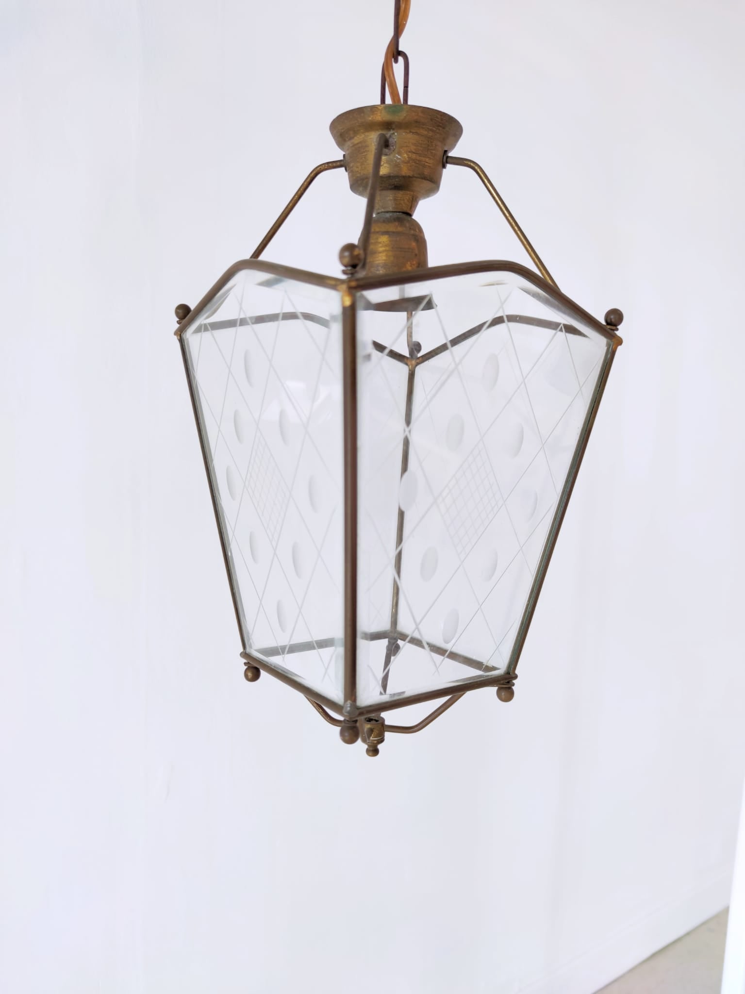 Lanterne vintage à 4 faces, verre gravé de décor géométrique
