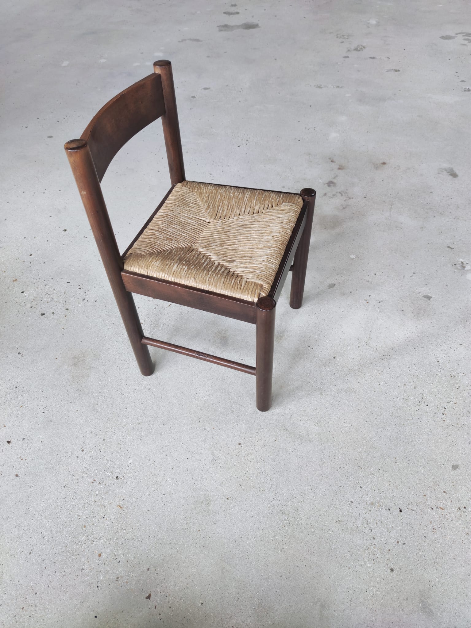 Chaise en bois naturel, dossier bandeau et assise paillée