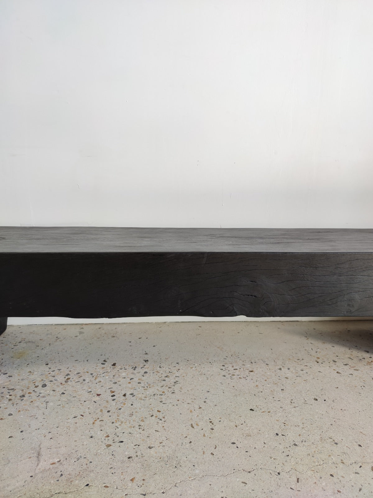 Grand banc en bois noir minimal rectangulaire 2m75 – OfficeObjets