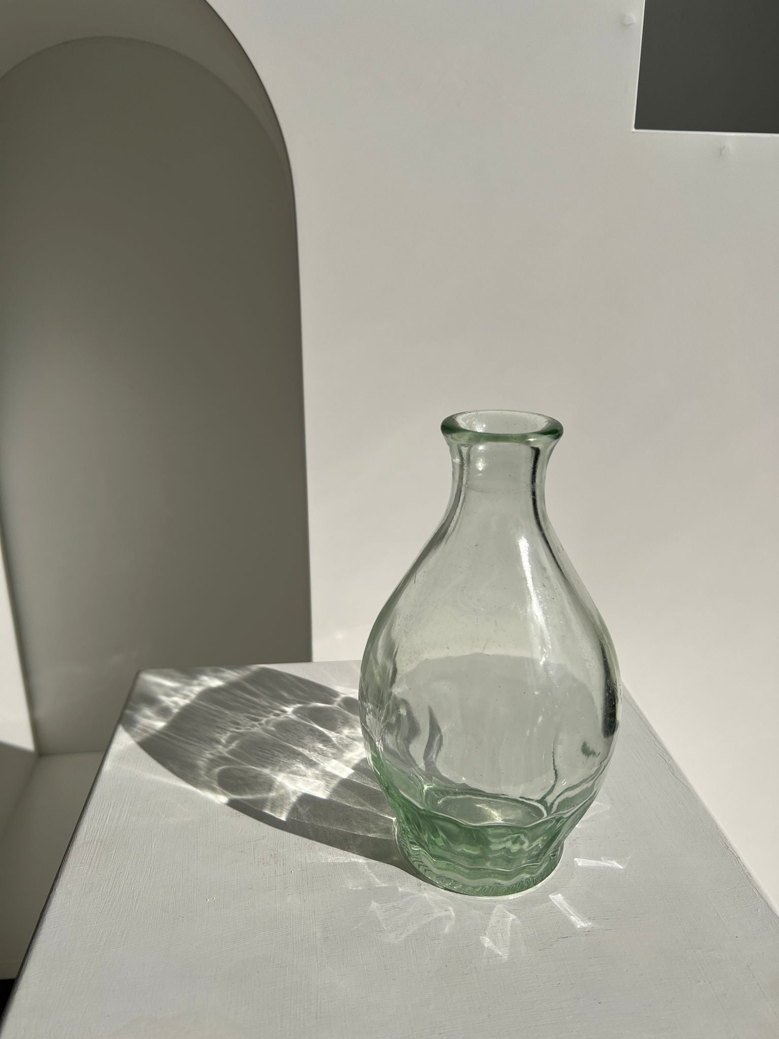 Vase en verre vintage ovoïde 70cl "Modèle déposé" H:23cm