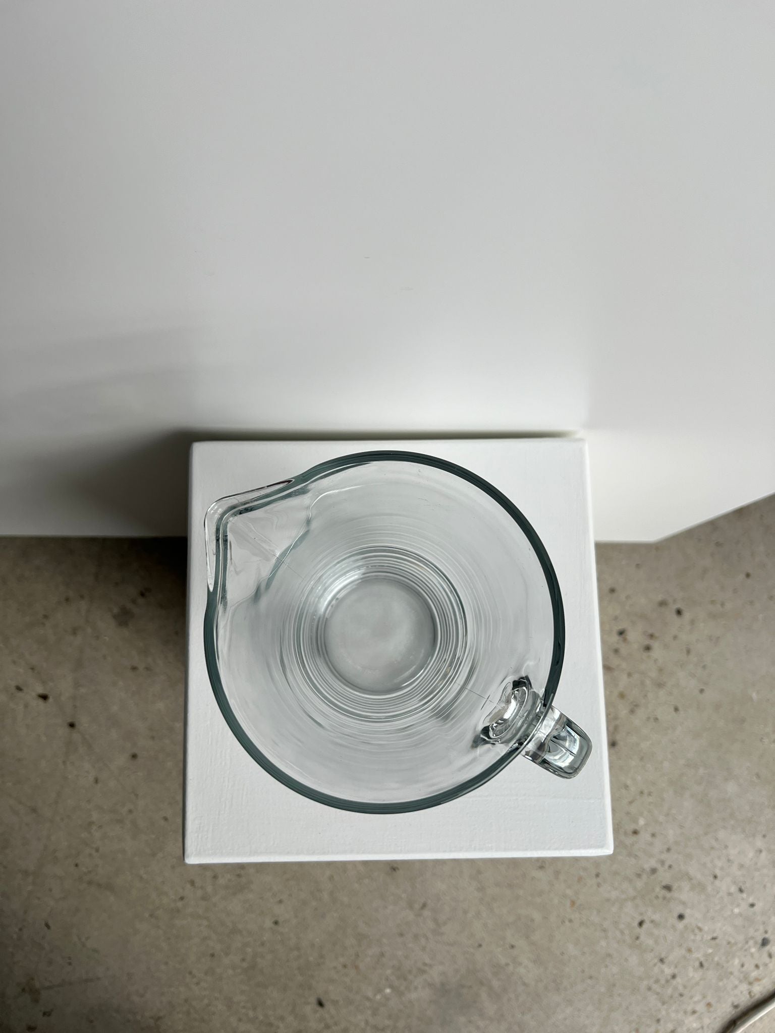 Pichet en verre IKEA Design Henrik Preutz Made in Italy H : 18,5cm